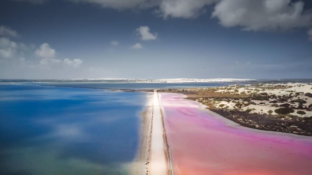 Lake-MacDonnell-Eyre-Peninsula