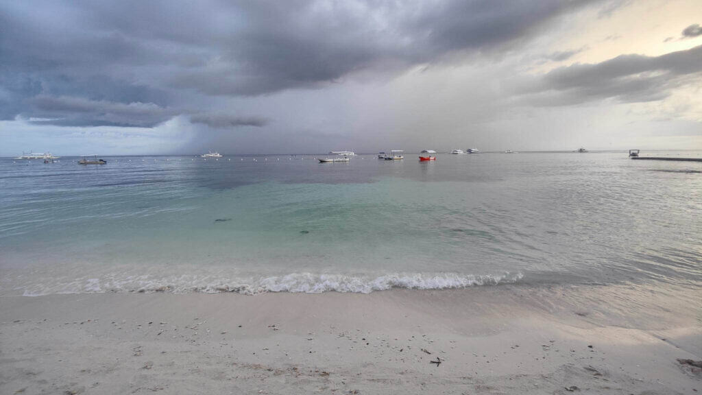 Alona Beach, Panglao to Cebu